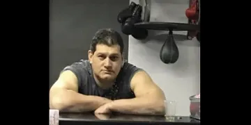 Известен врачански бизнесмен падна пред вратата и издъхна