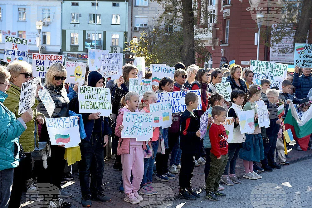 Обрат! Украинците остават в хотелите
