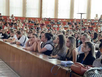 Какво се крие зад провокацията към УХТ?