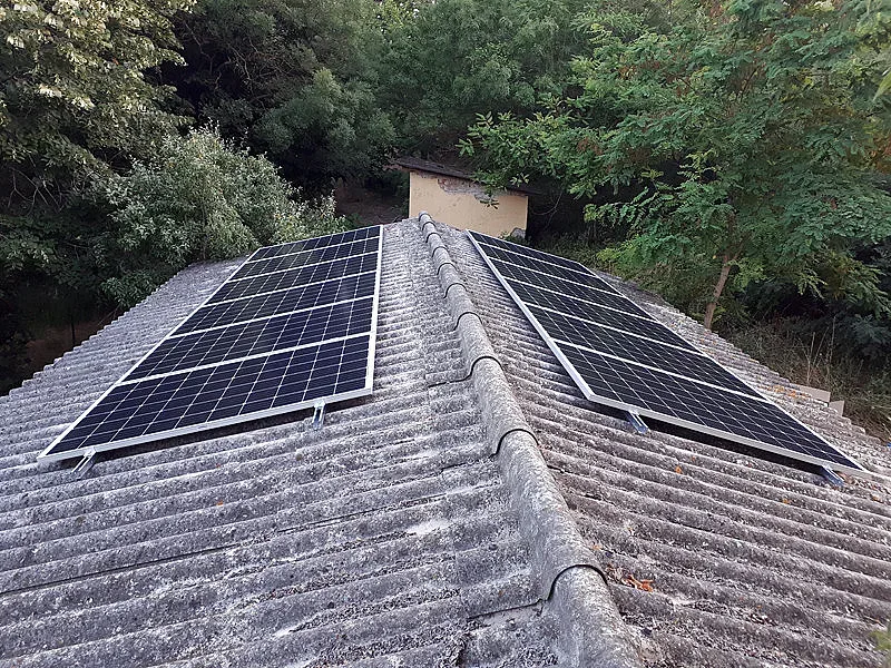 Година ходене по мъките и накрая - токът от слънцето с електромер!