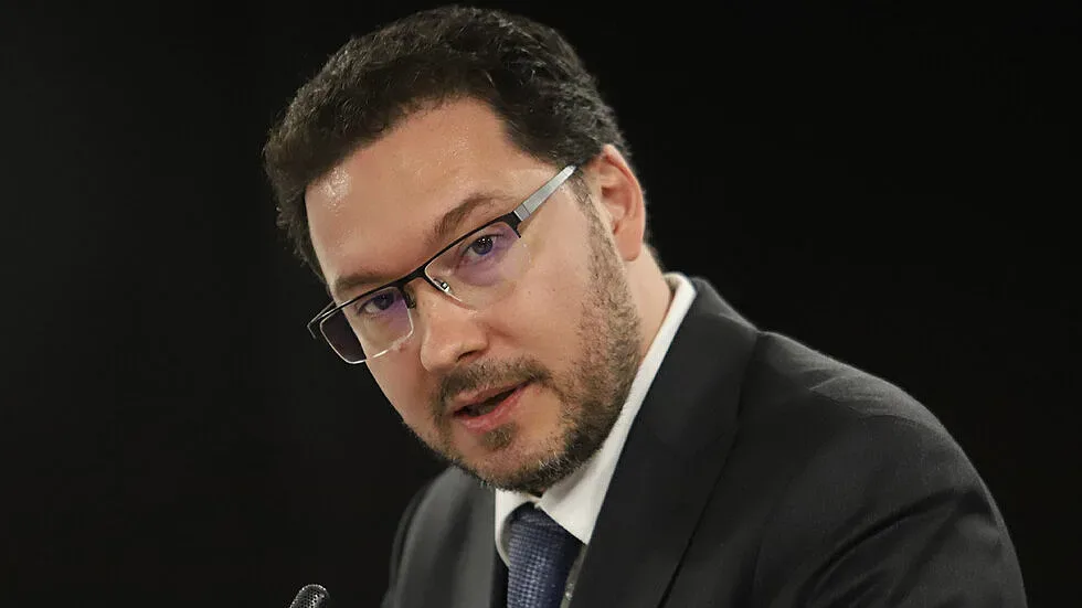 Най-после! Вдигат заплатите в МВР. Кой колко ще взима?