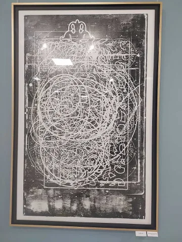 Представиха авторите и наредиха експозицията на тазгодишния „Графичен форум“ под липите