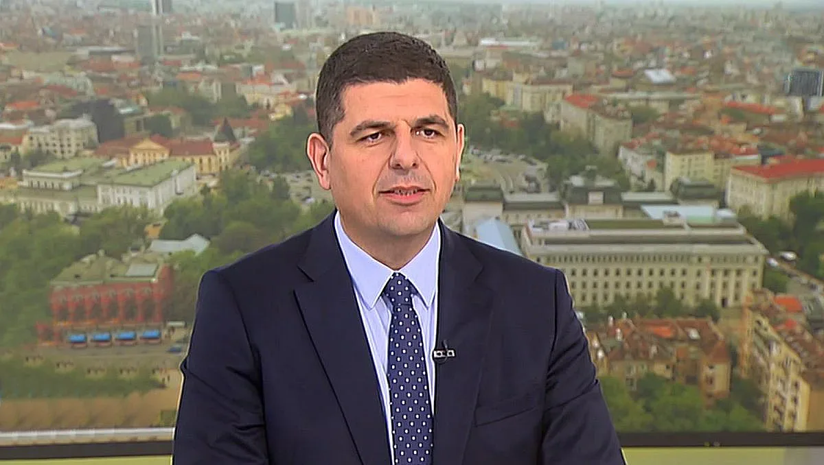 ДБ обявиха какво ще правят с мандатите на ГЕРБ и Промяната