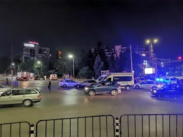 Вакханалия на столичен булевард, взеха акъла на катаджиите
