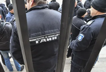 Нов протест. И надзирателите в затворите се надигнаха