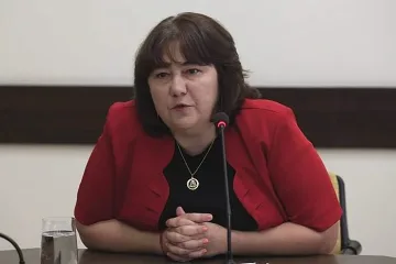 Екшън в парламента за пари