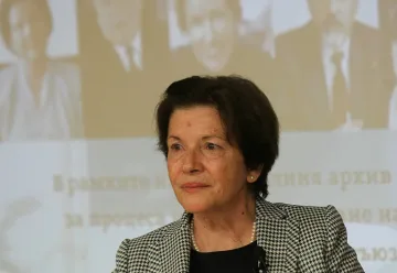 Мистериозна дама до Плевнелиев на преговорите за кабинет