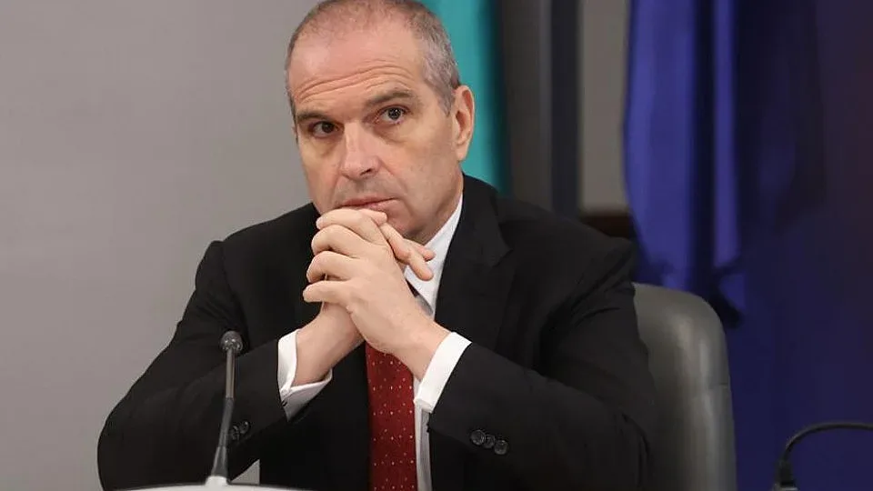 Караджов избухна! Заплаши с уволнения