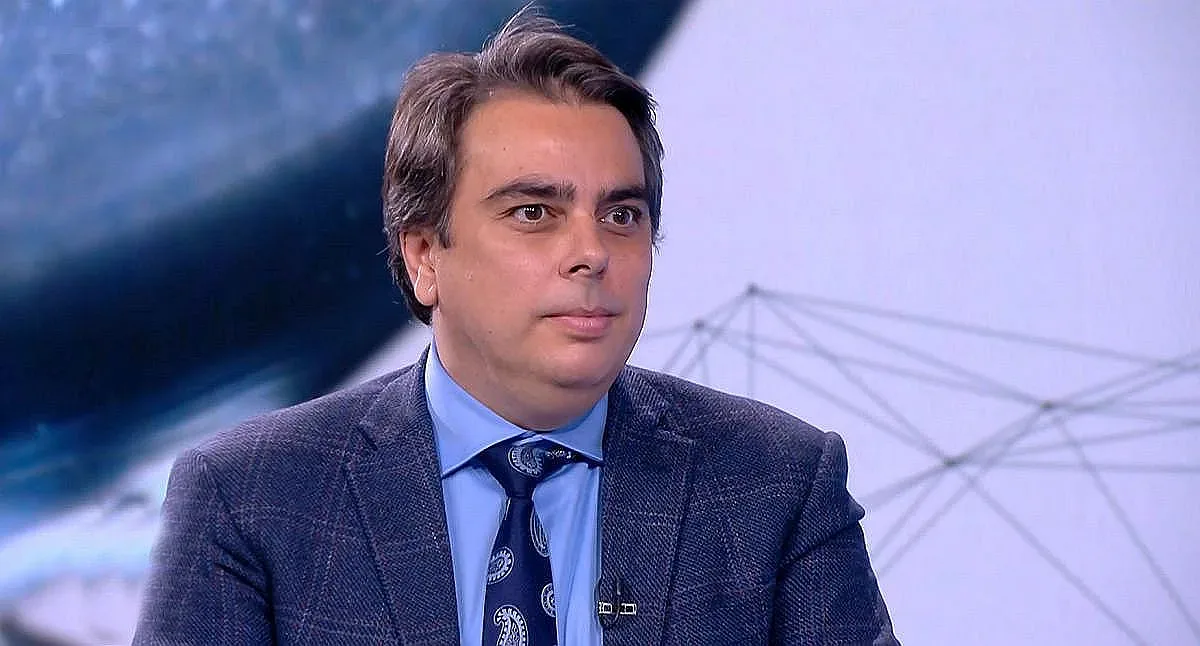 Асен Василев видя сочна пържола в бюджета