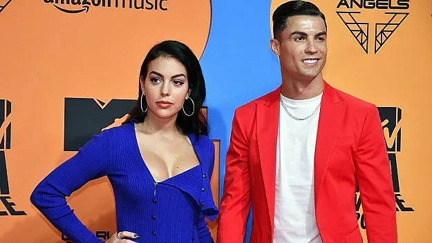 Потрес! Къде пратиха Роналдо да тренира