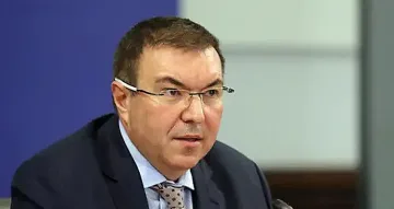 Лице на ГЕРБ попари парламента! Какво каза за Гешев
