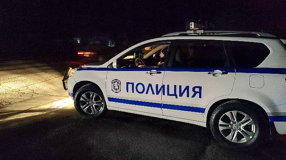 Зрелищна акция в София. Задържани са мигранти