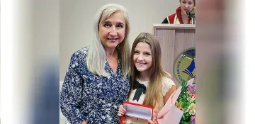 Студентката от МГУ Елена Благоева получи стипендията  "Проф. Цоцорков"