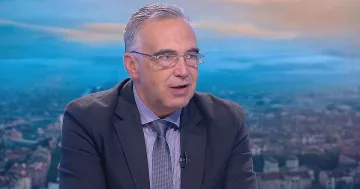 Какво безобразие допускат депутатите? Версията на Антон Кутев