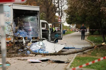 Обвиниха и арестуваха шофьора убил 19-годишно момиче на спирка