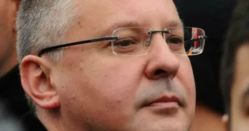 Много лошо. Станишев пише некролога на БСП