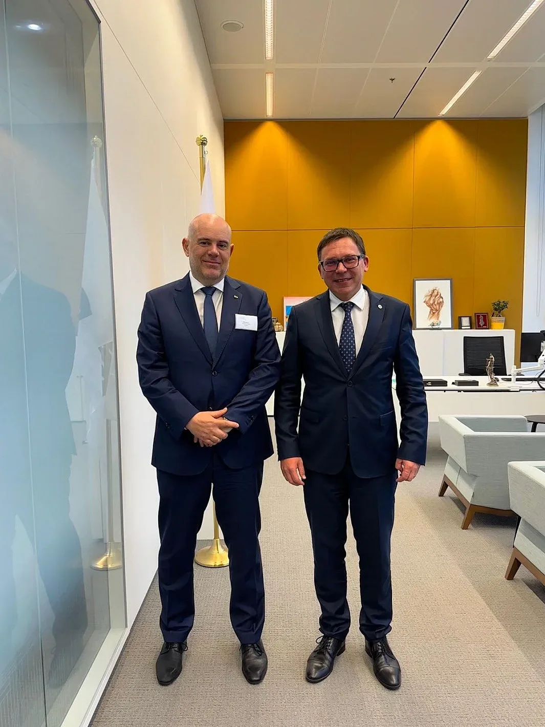 Гешев се срещна в Хага с президента на Евроюст Ладислав Хамран