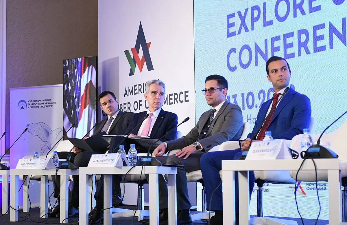 САЩ хвали България за диверсификацията, насърчава инвестициите