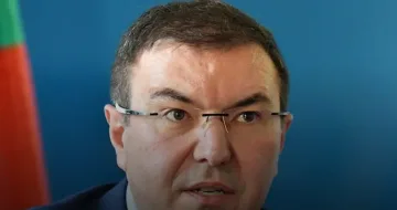 Знаков министър проговори! Ето как са го мачкали