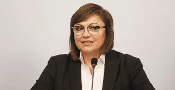 Нинова взе окончателно решение. Какво направи с офертата на ГЕРБ