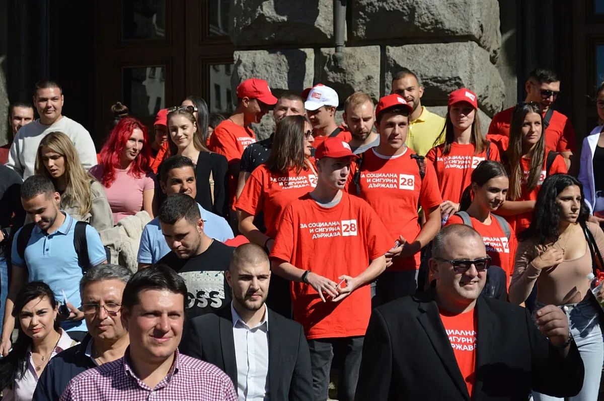 Младите социалисти: Промяната в БСП е наложителна и неизбежна