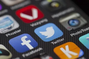 Facebook добавя контроли „покажи повече“ и „покажи по-малко“