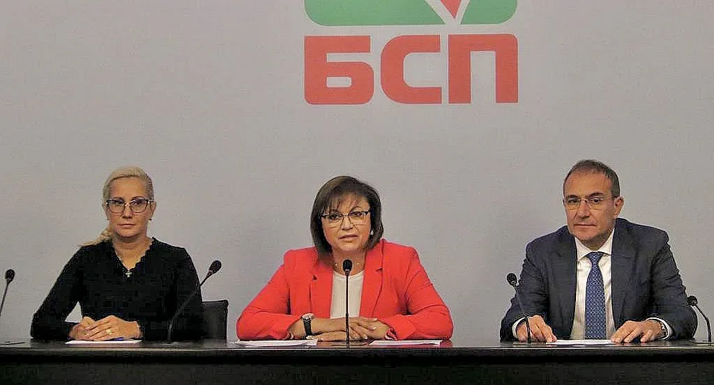 Нинова заплашена от тлъста глоба, прокурори точат зъби