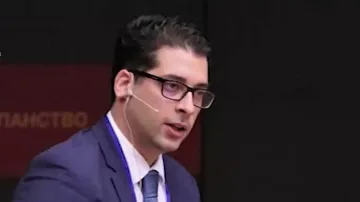 Пеканов с мрачна прогноза за еврозоната, ако няма кабинет