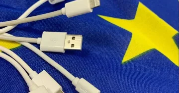Най-после! Приеха дълго чакано решение за телефоните