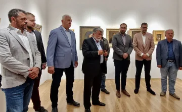 Вежди дари ценни картини на художествената галерия в Пловдив
