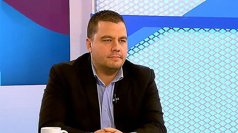 Човек на Слави проговори за президентския референдум и ПП