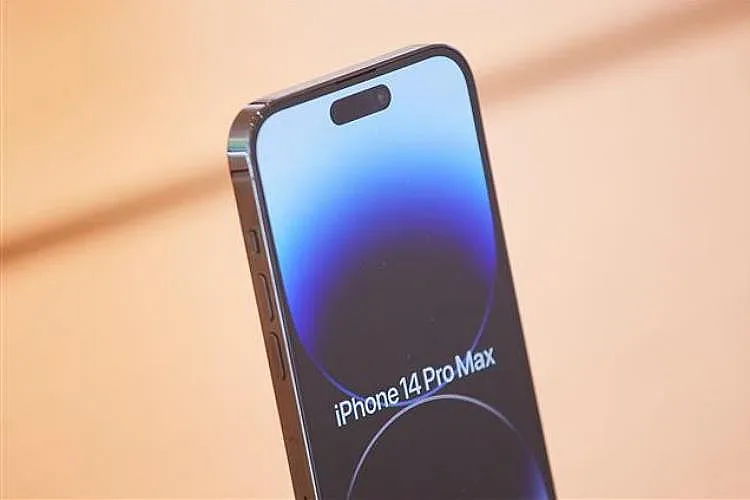 Apple може да завладее 60% от пазара на премиум смартфони благодарение на силното търсене на iPhone 14 Pro