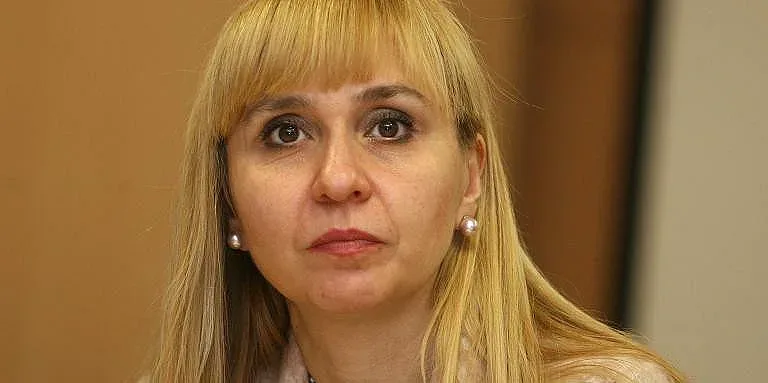 Омбудсманът попари 300 000 пенсионери. Скастри властта