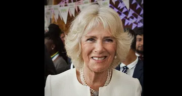 Скандал в двореца! Камила посече легендарна традиция