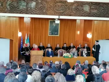 Стопанска академия „Димитър А. Ценов” откри официално 87-ата си учебна година
