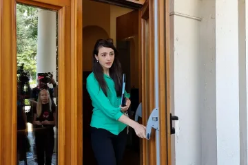 Горещ слух на жълтите павета! Лена аут от "Промяната"?