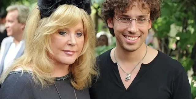 Погнаха съпруга на Алла Пугачова! Какво го грози