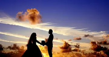 Голяма изненада в Гърция! Летят пари до небесата