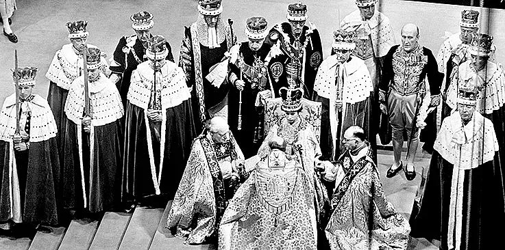 Дневник пази тайните на Елизабет II