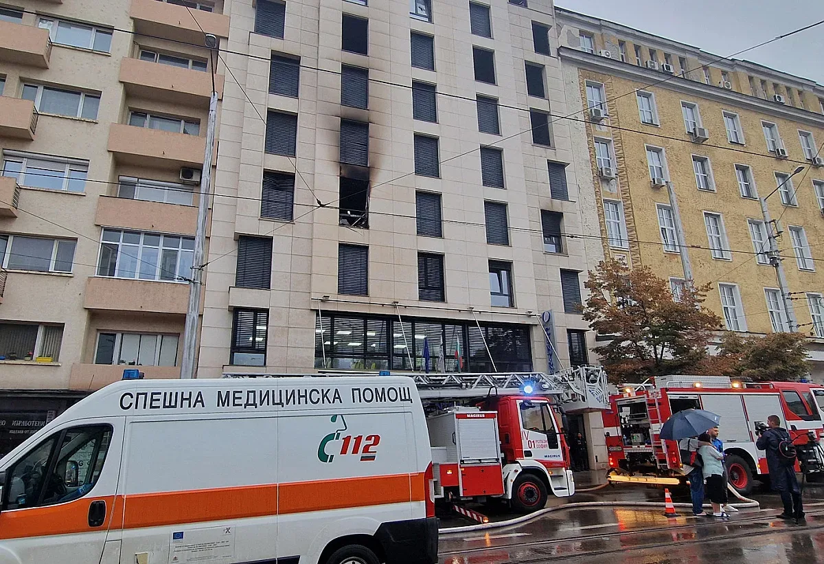 Зловещи подробности пожара в хотел "Централ". Коя е жената?