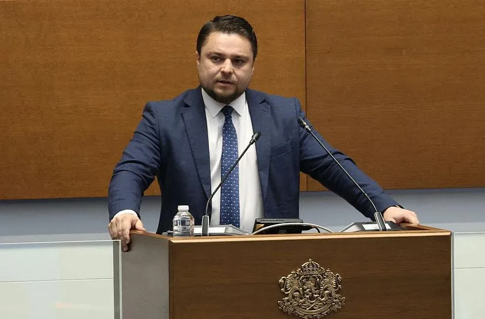 Пореден депутат избяга от Доган и направи шокиращи разкрития