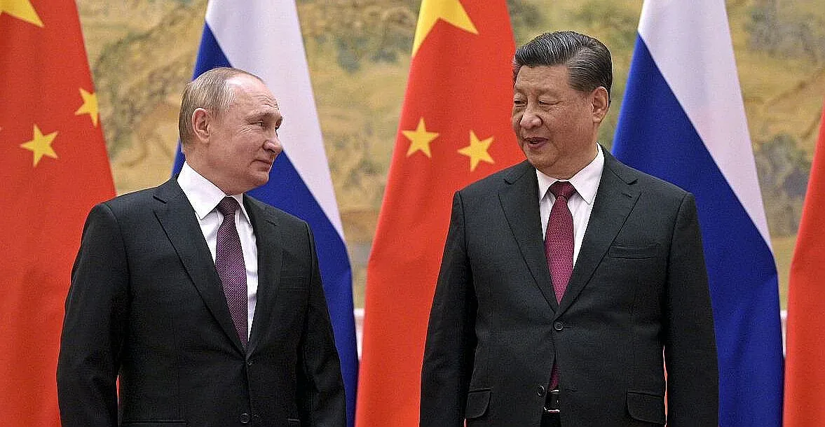 Путин среща Си Цзинпин. Какво си шушнат двамата президенти?