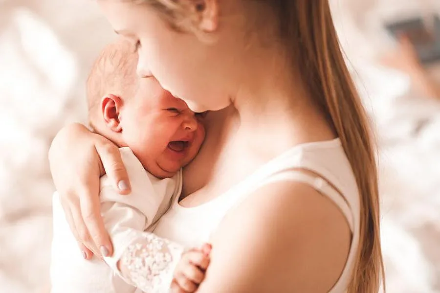 Учени установиха как най-ефикасно се успокоява плачещо бебе