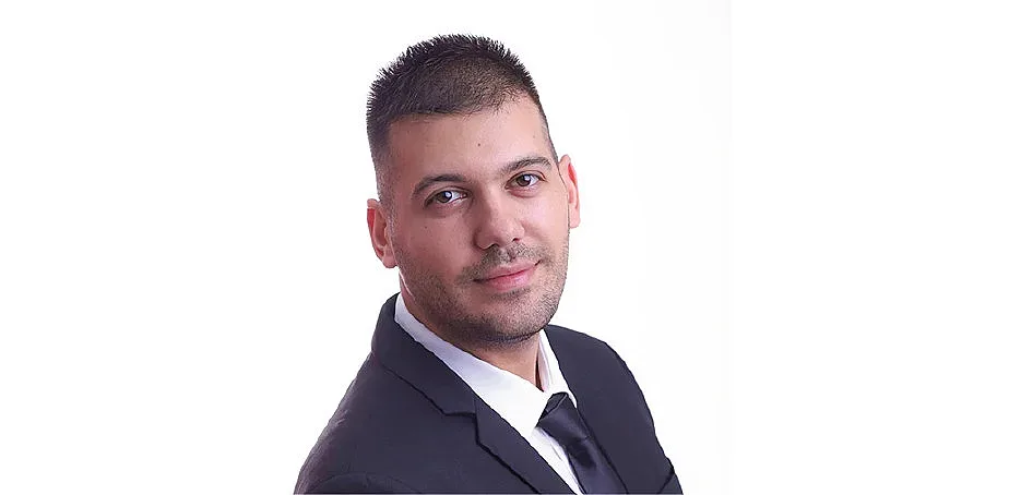 Млад мениджър е водач на листата на партия МИР в Добрич