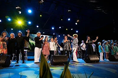 Празниците на изкуствата Аполония завършиха с емоционален концерт с песните на Стефан Диомов