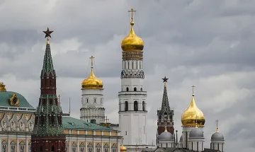 Русия е "в процес на закупуване" на милиони снаряди и ракети
