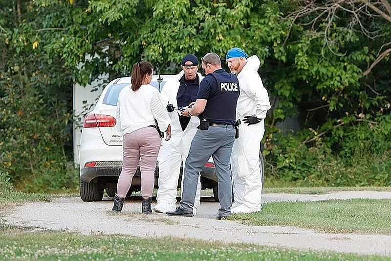 10 изклани при нападения с нож в Канада, страната в ужас