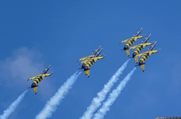 Уникалко авиошоу в Букурещ