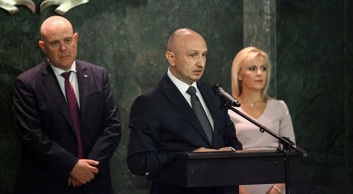 Гешев награди българи, спасявали пострадали от сръбския автобус