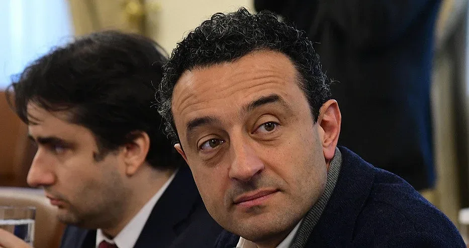 Истина? Лорер и баба му видяли смразяваща жертва на ГЕРБ